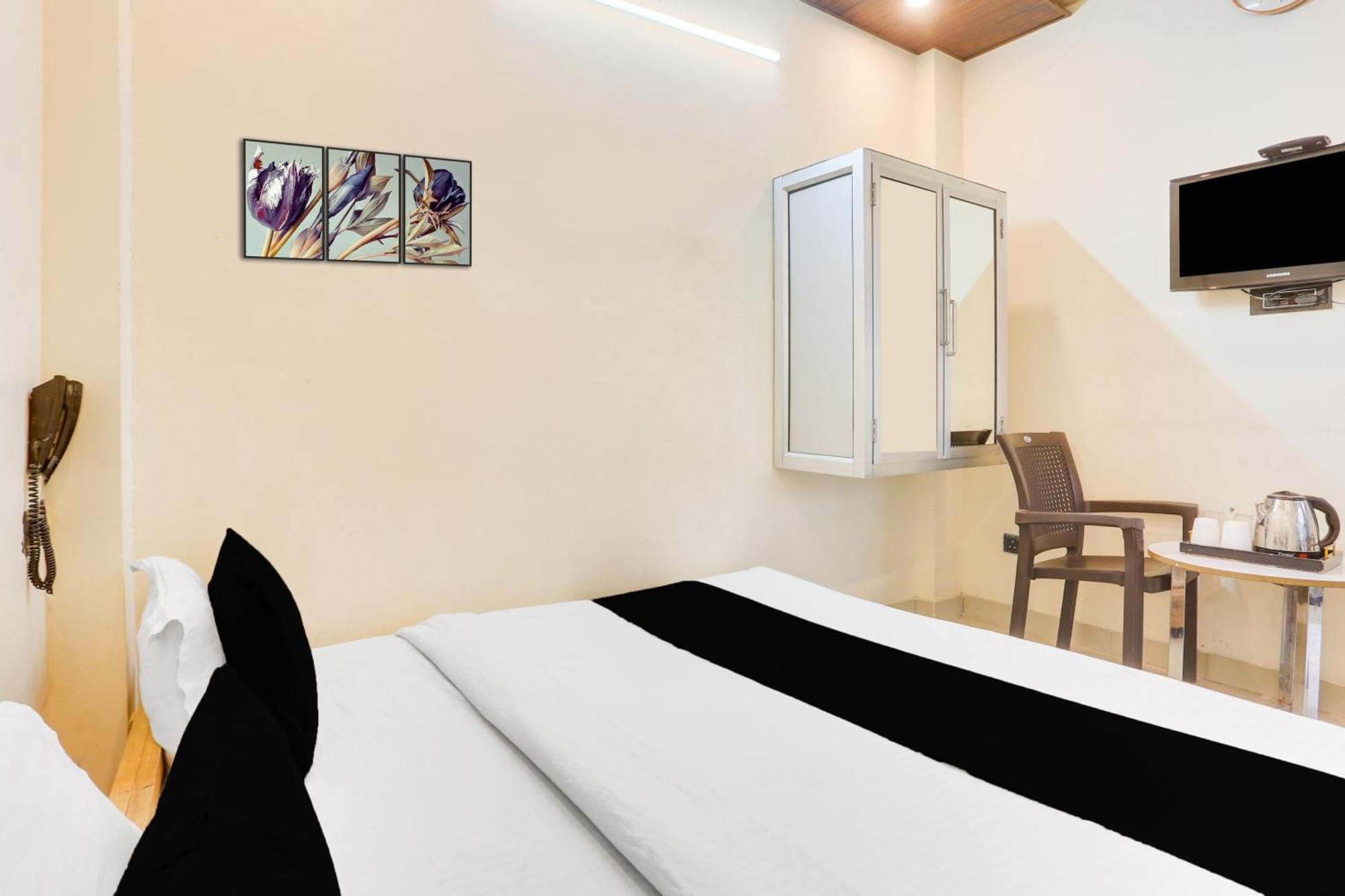 Super Hotel O Jamrani Formerly White House Haldwāni 외부 사진
