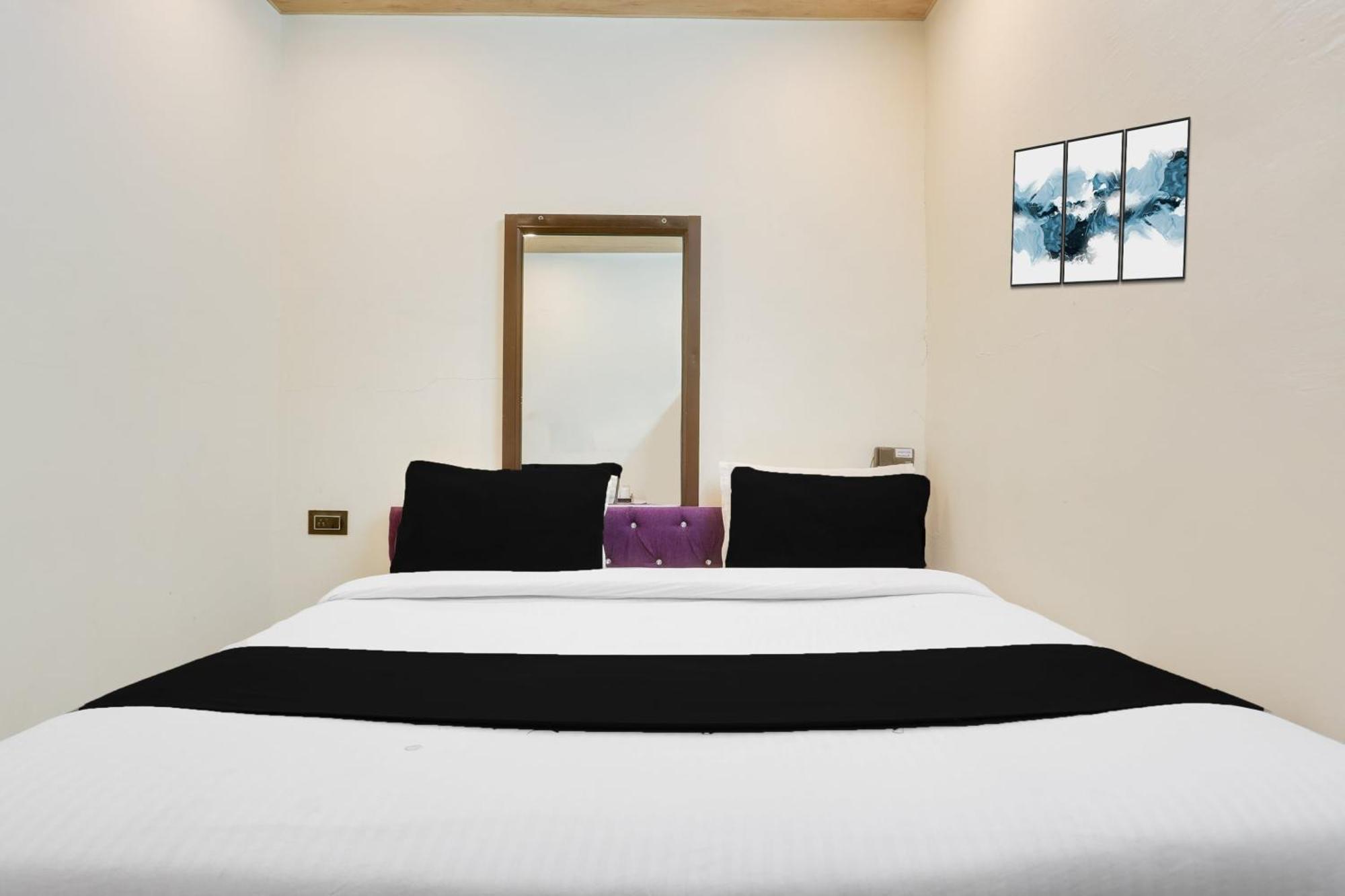 Super Hotel O Jamrani Formerly White House Haldwāni 외부 사진