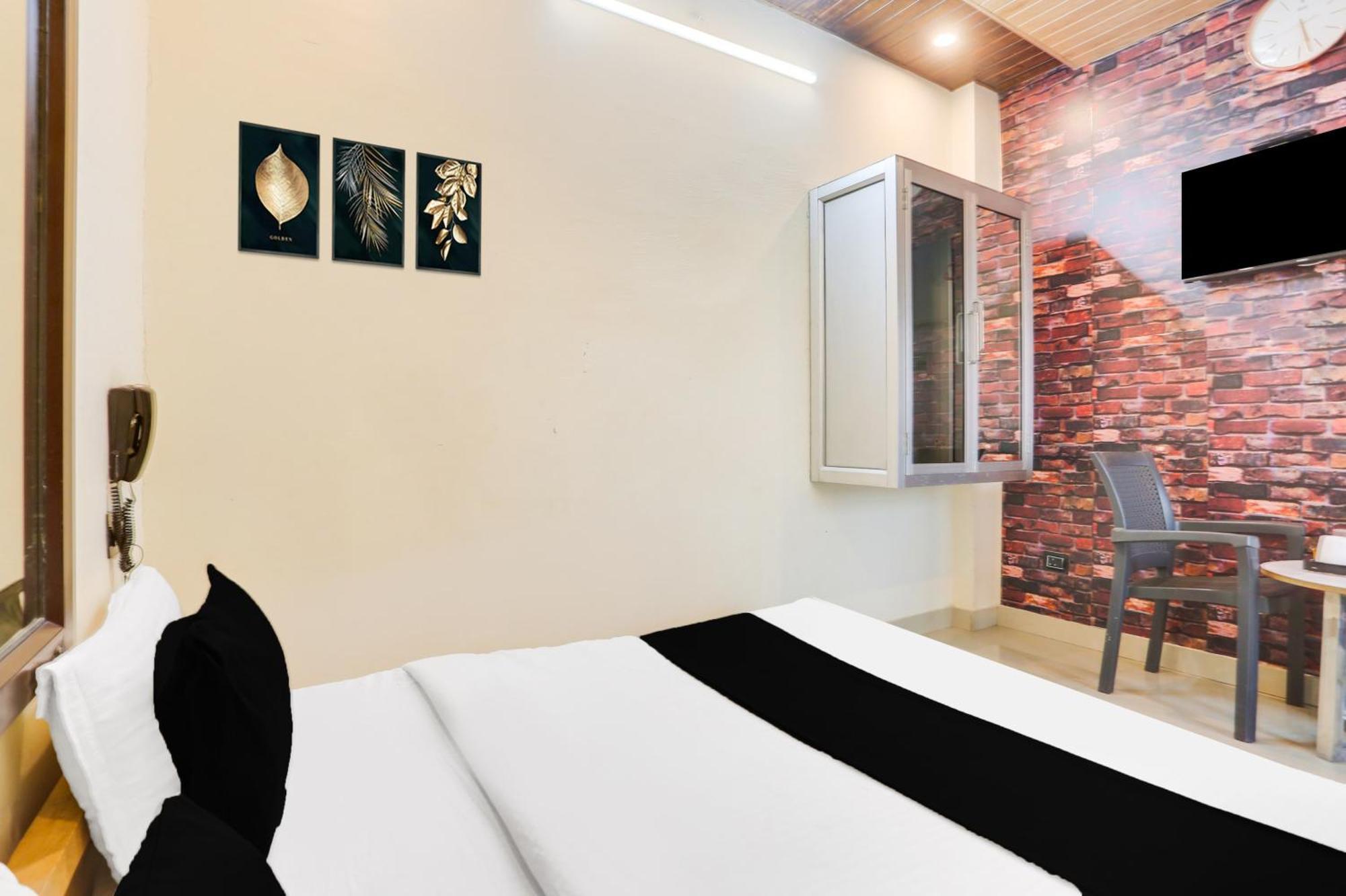 Super Hotel O Jamrani Formerly White House Haldwāni 외부 사진