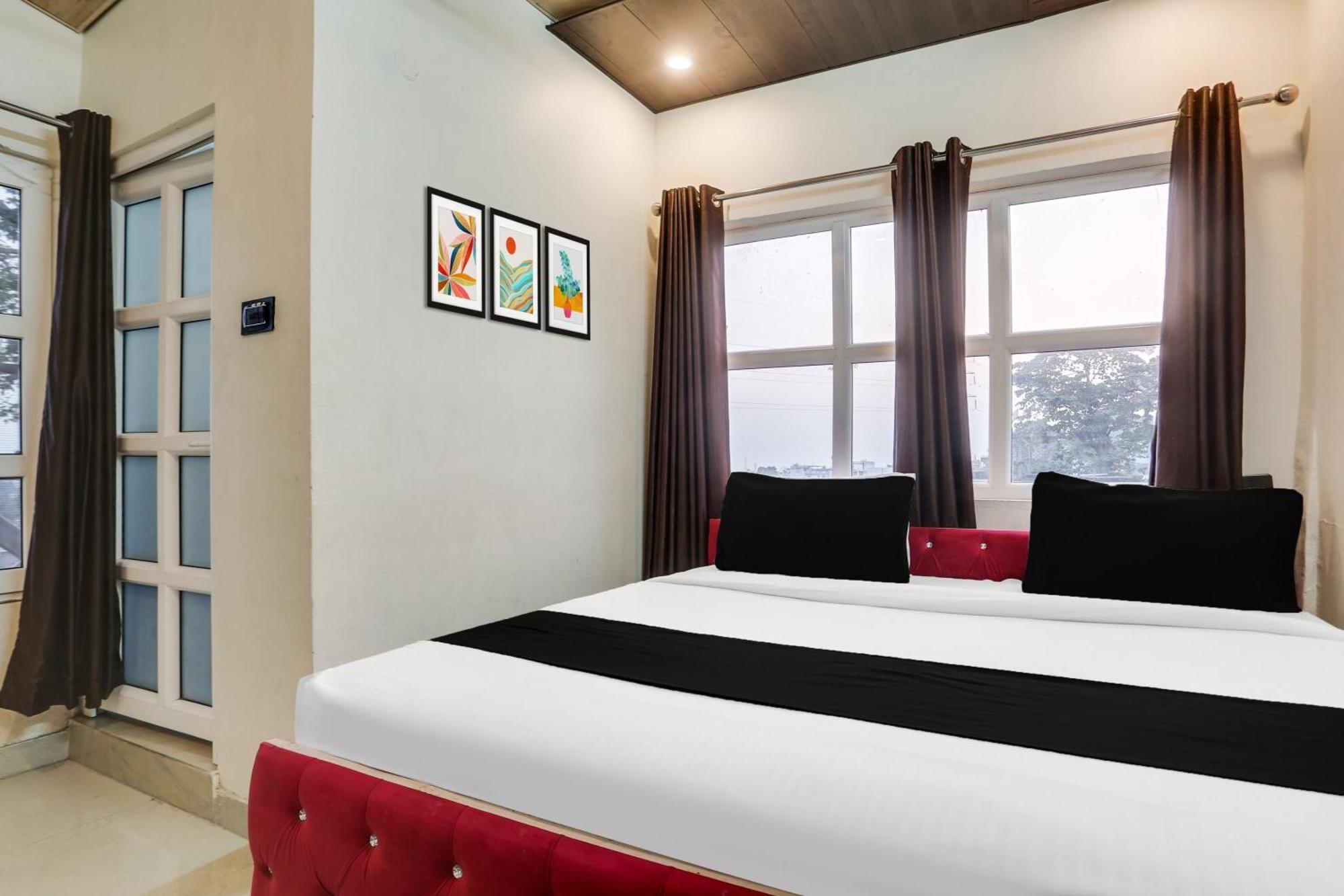 Super Hotel O Jamrani Formerly White House Haldwāni 외부 사진